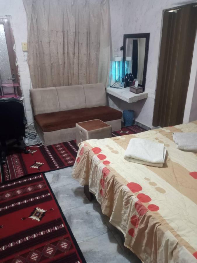 Guest House Hazem Al Azraq ash Shamālī 外观 照片