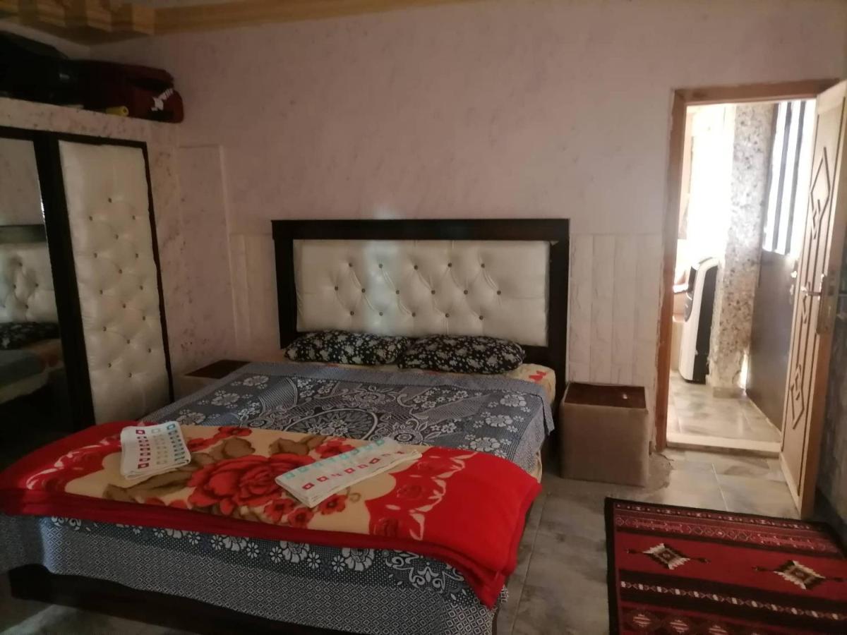 Guest House Hazem Al Azraq ash Shamālī 外观 照片